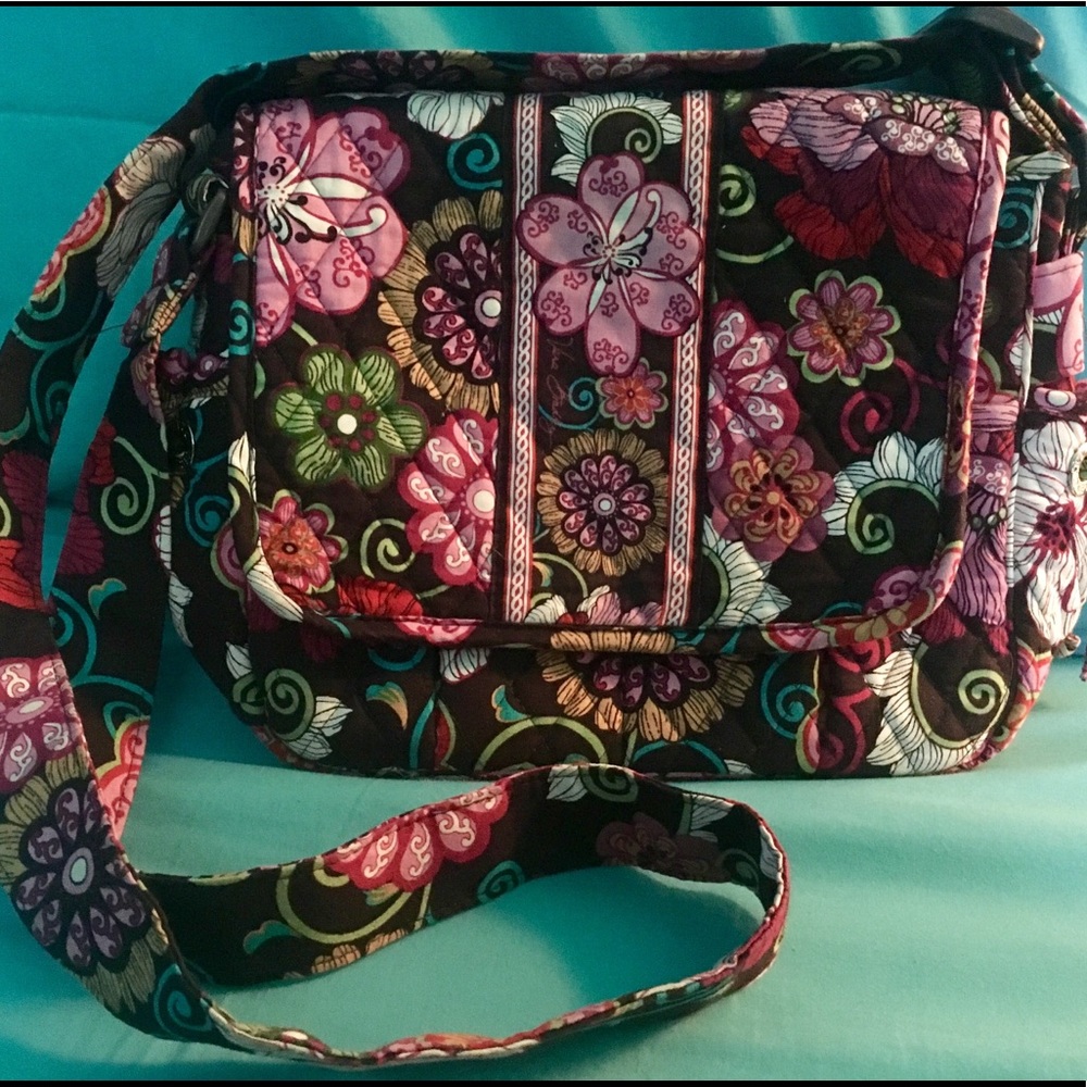 Vera Bradley Floral Messenger Bag gorgeous